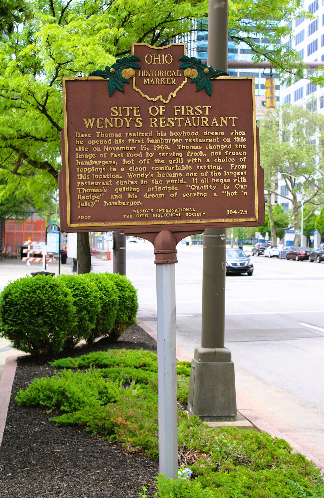 Historical marker for the first Wendy's